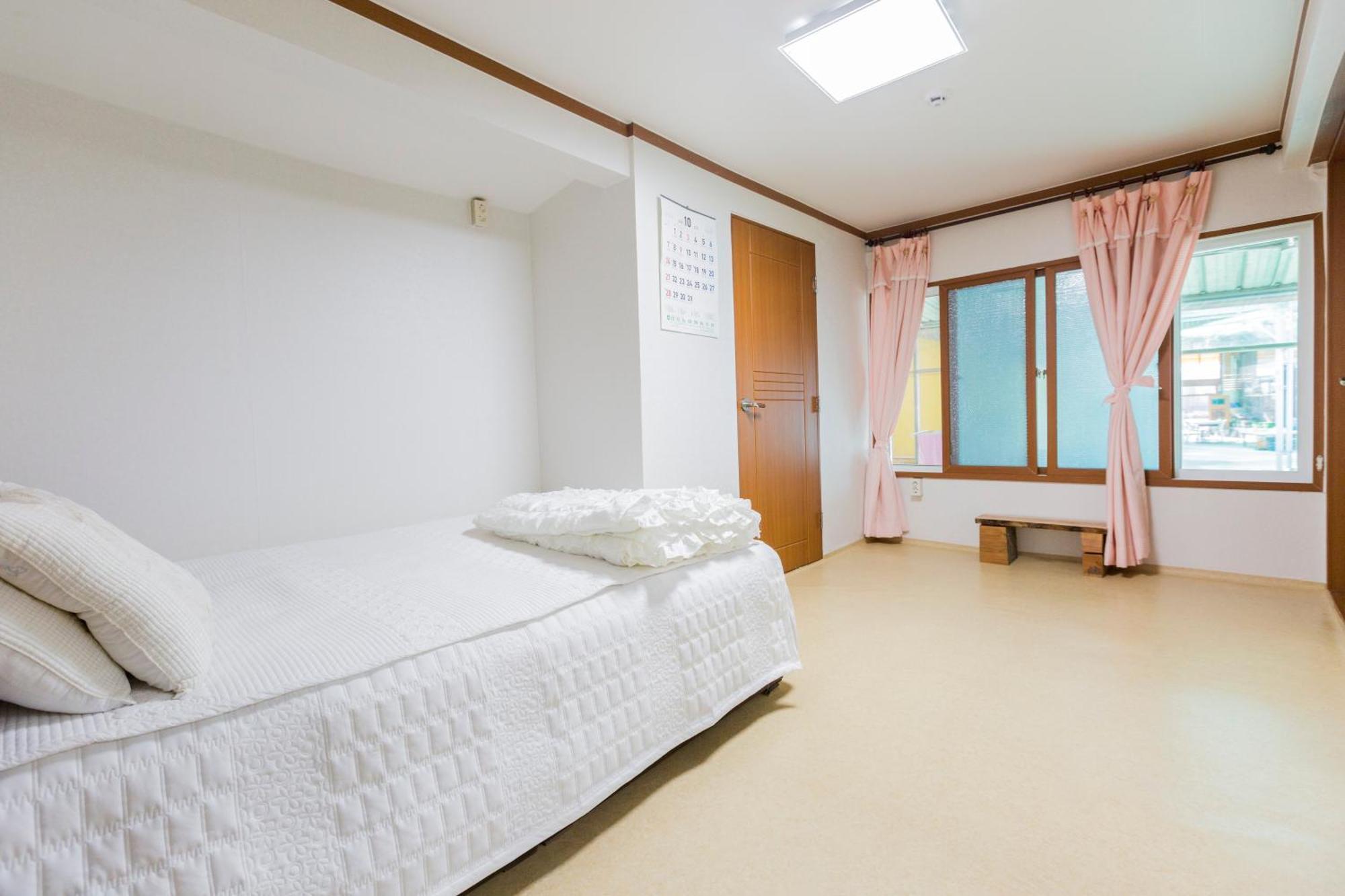 Najoo Sunflowerstay Naju Room photo